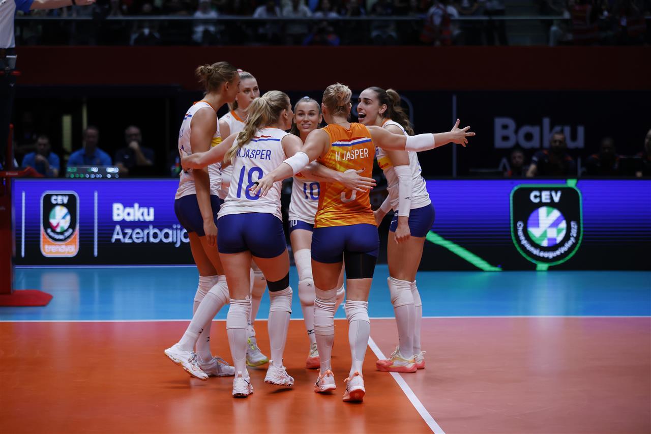 Volleybaldames sluiten groepsfase af met overwinning op Azerbeidzjan
