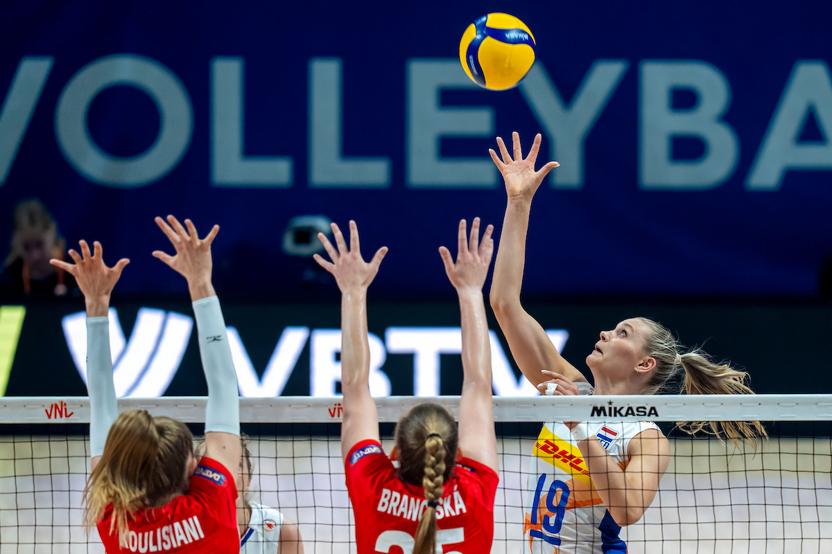 Zwaarbevochten overwinning voor Volleybaldames op Tsjechië