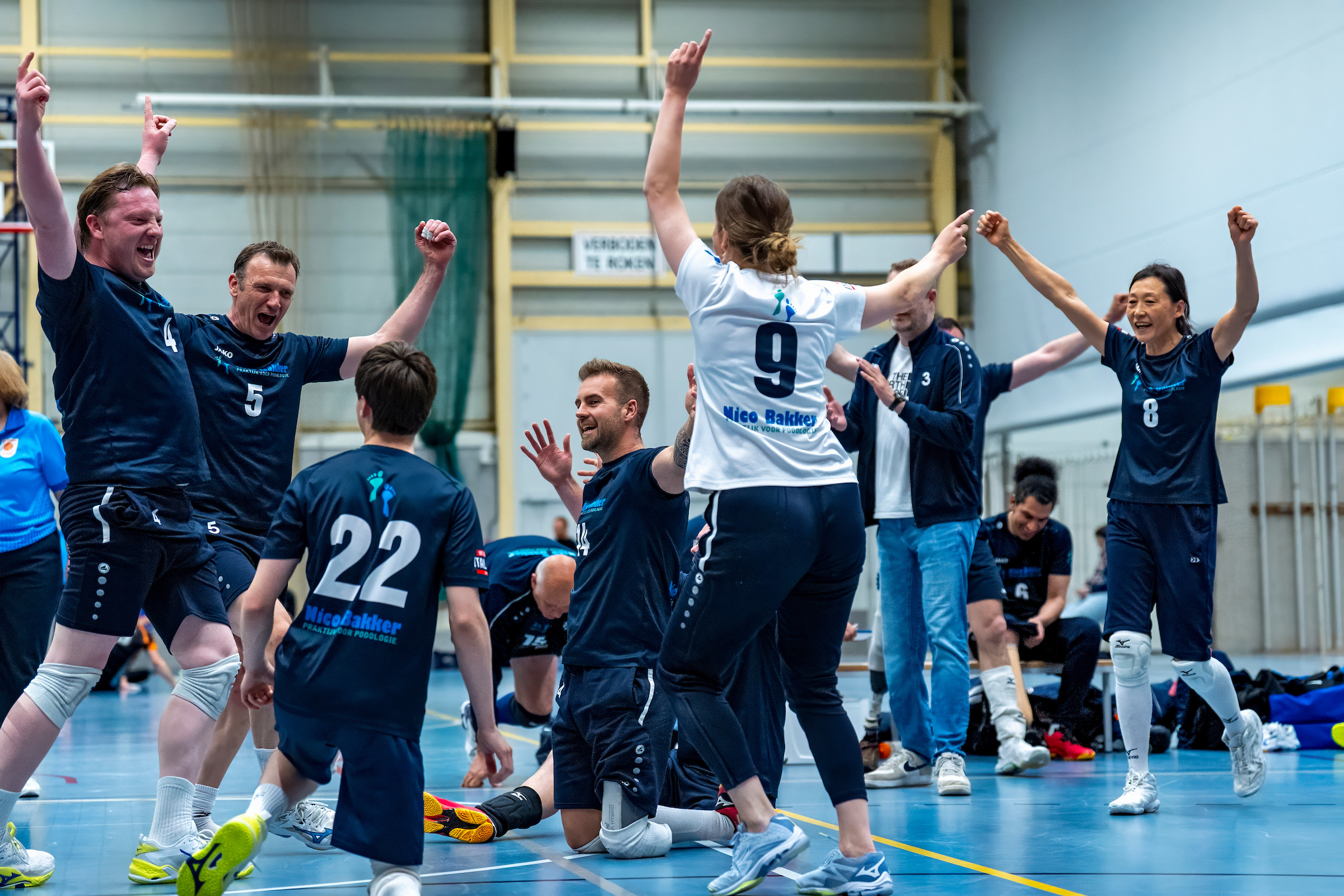 Na titel pakken zitvolleyballers Sneek ook de nationale beker