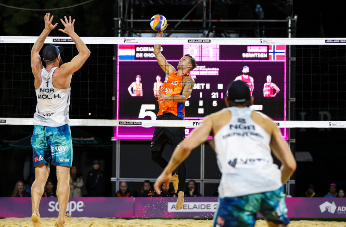 De Groot aanval Noorwegen WK Adelaide ANP Rogue Gun