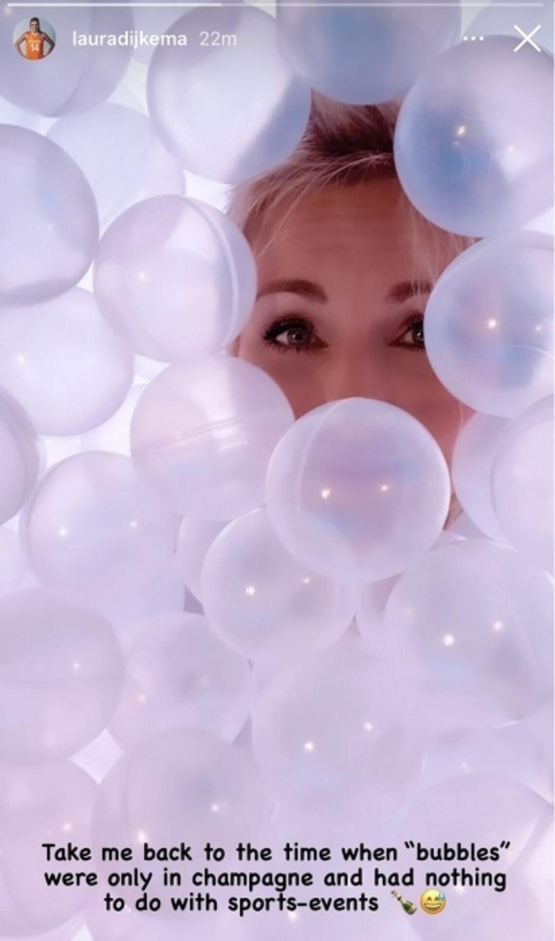 Laura bubbles
