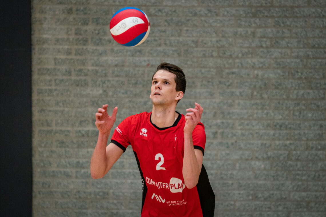 Service Lucas Vroom RHF