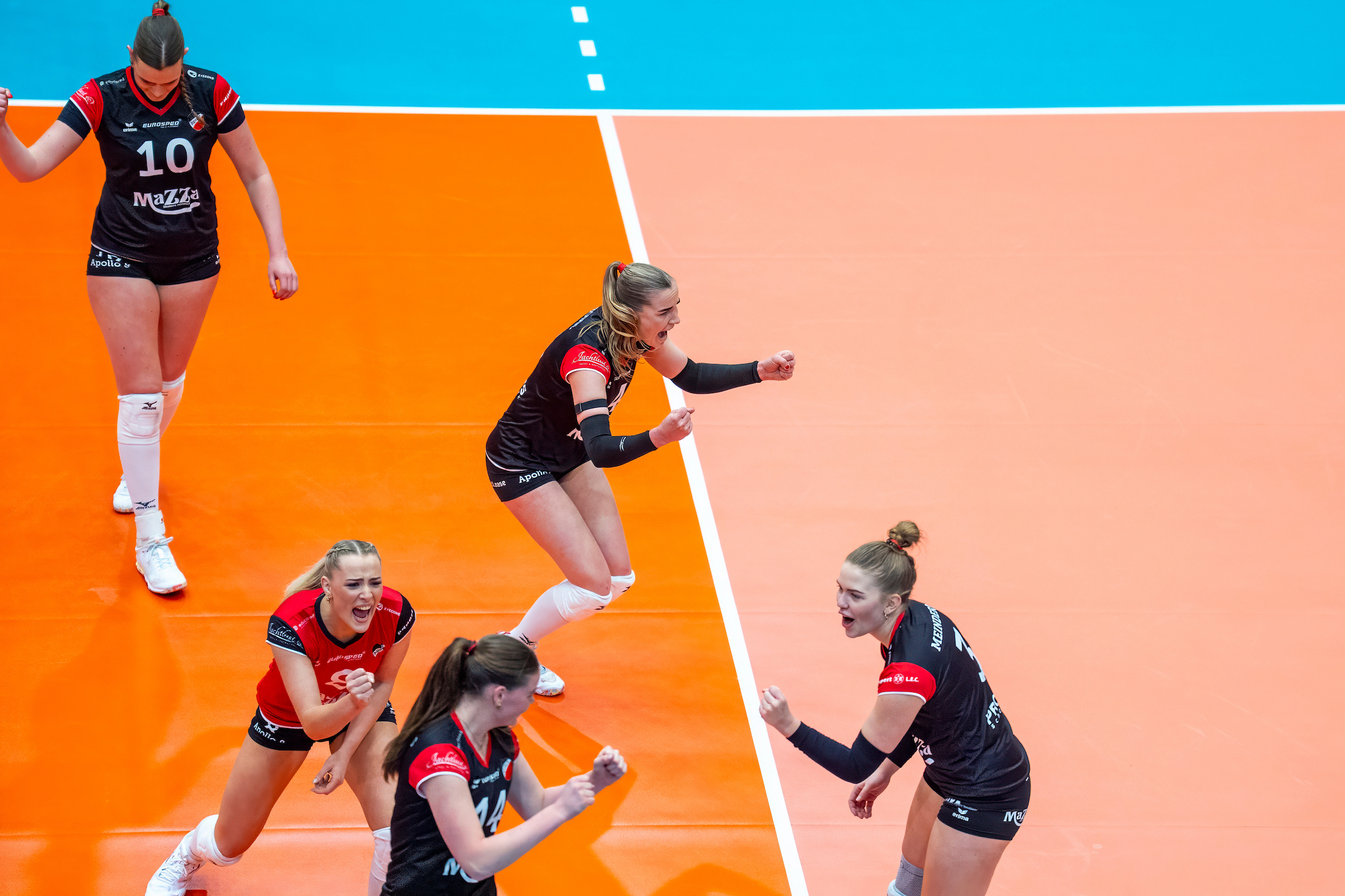 Apollo naar finale na comeback tegen Sudosa