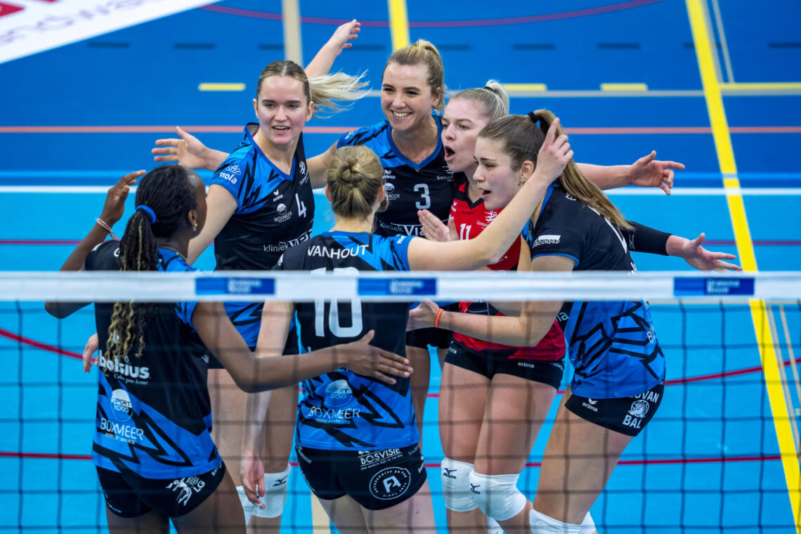 20251115 dyn act R1 09833