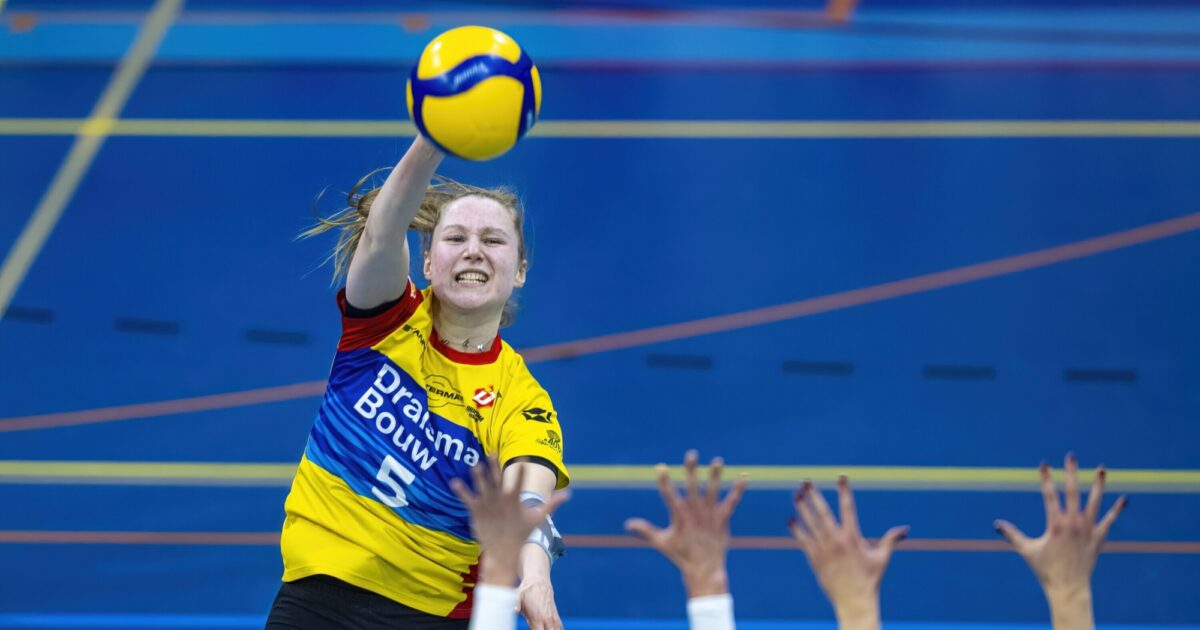 Dynamo overtuigend naar de volgende ronde, Sneek uitgeschakeld