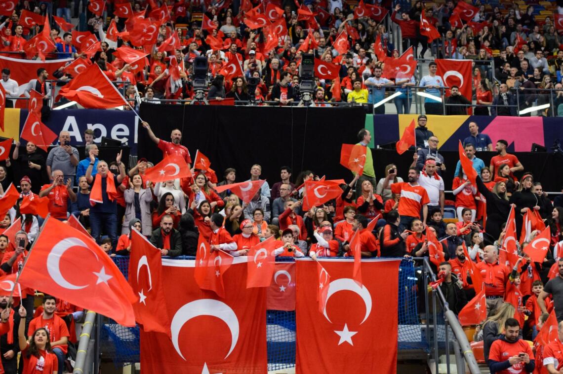 Turkse Fans Okt Finale Cev