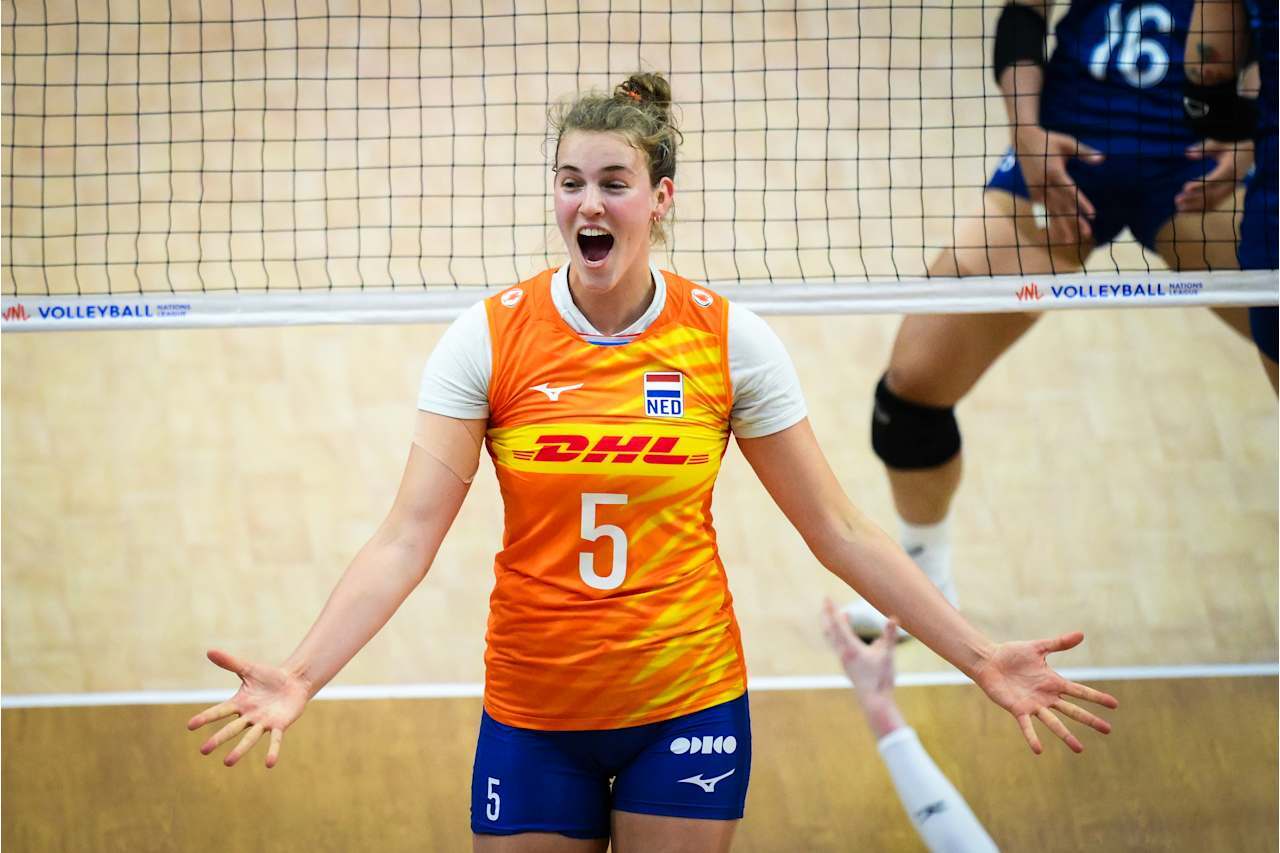 Volleybaldames sluiten VNL-week af met overtuigende zege op Thailand