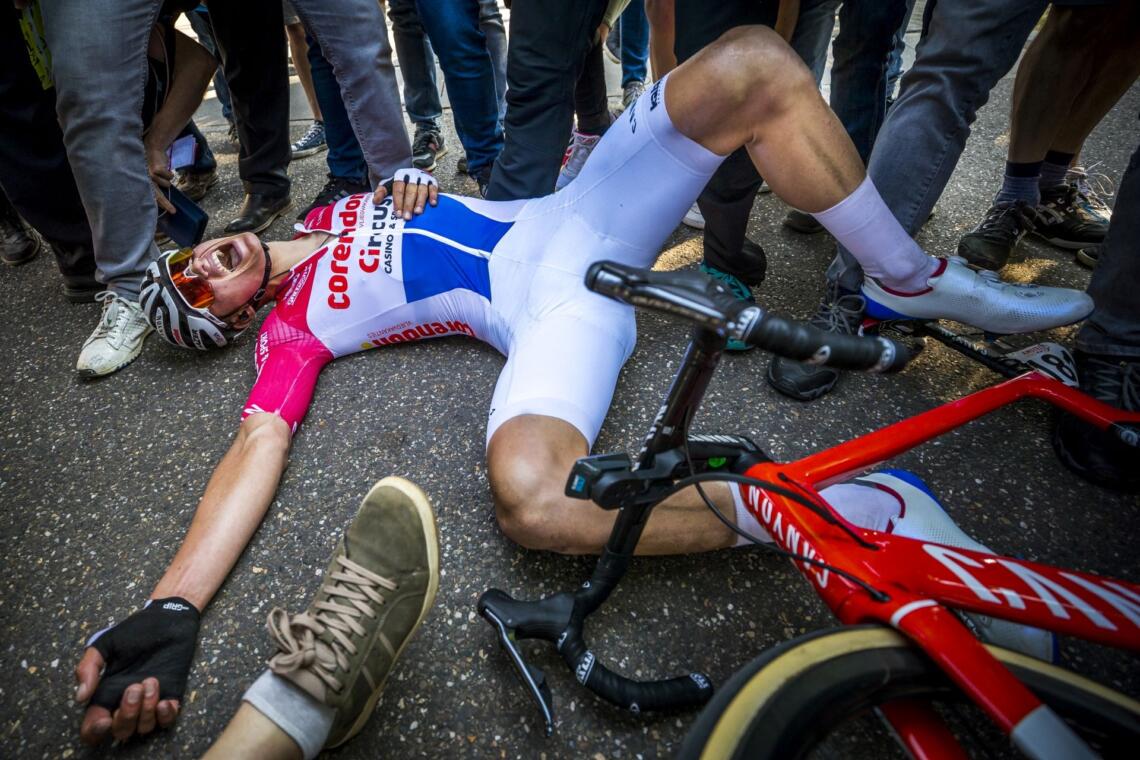 Mathieu Van Der Poel Na Zijn Nooit Meer Verwachte Zege In De Amstel Gold Race © Marcel Van Hoorn