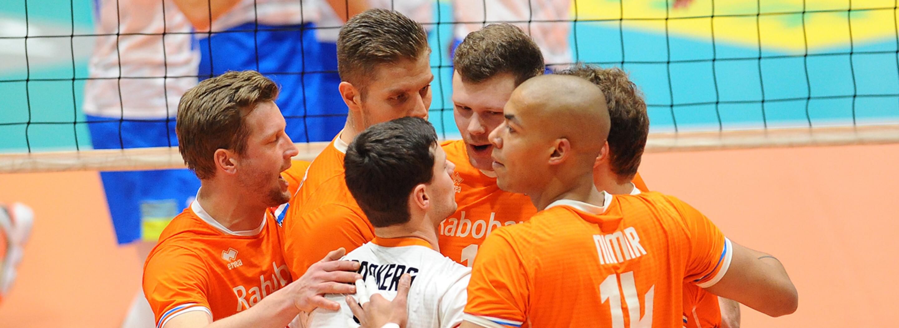 Oefenwedstrijd Slovenië Team Ozs Cropped