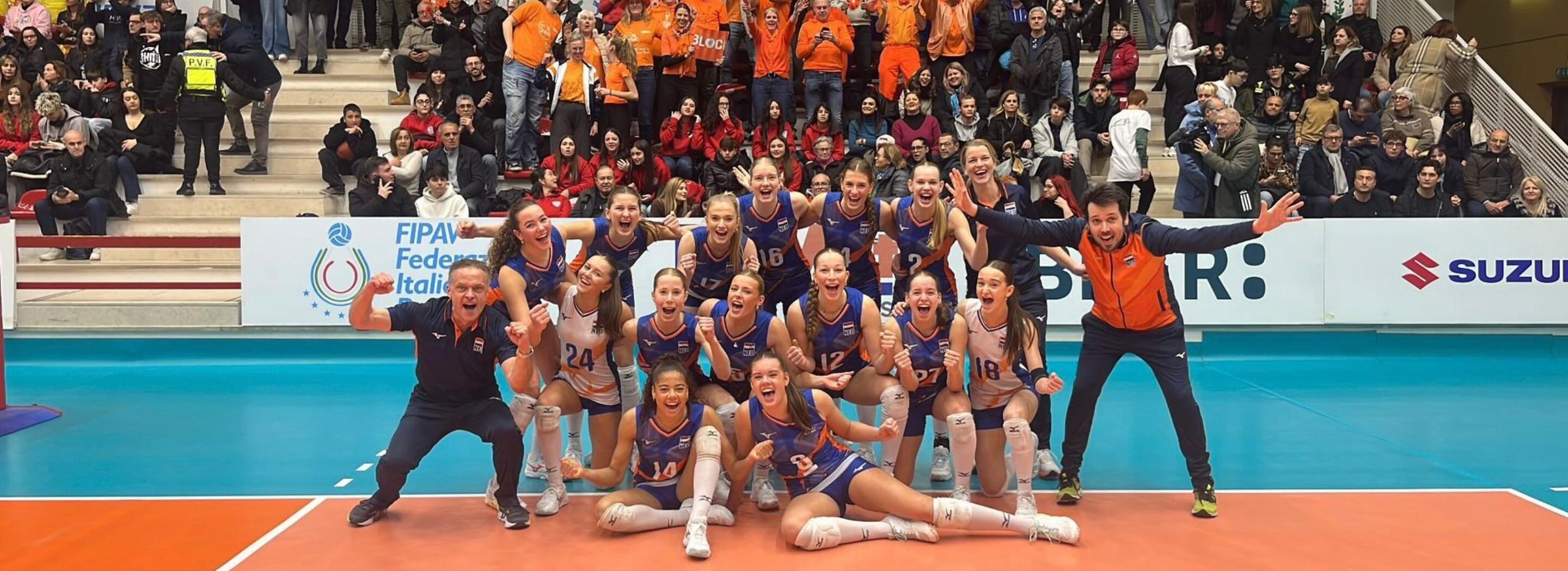 Oranje u18 wint