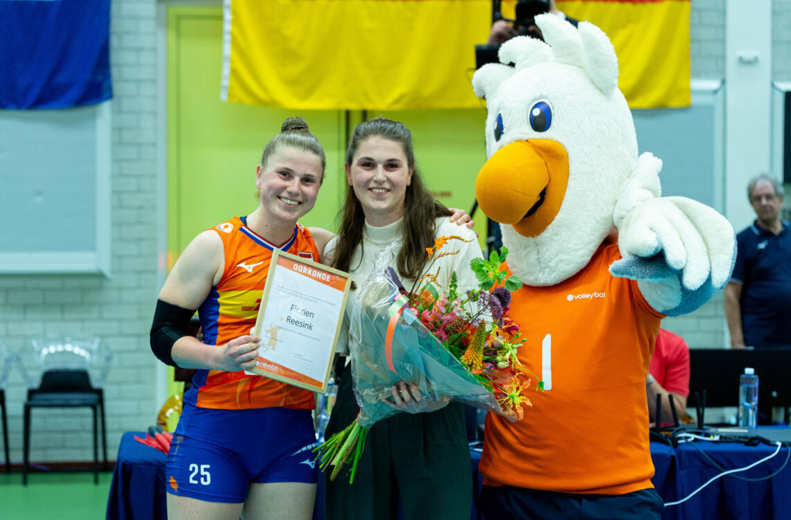 Volleybal Dames NL DE zondag 2