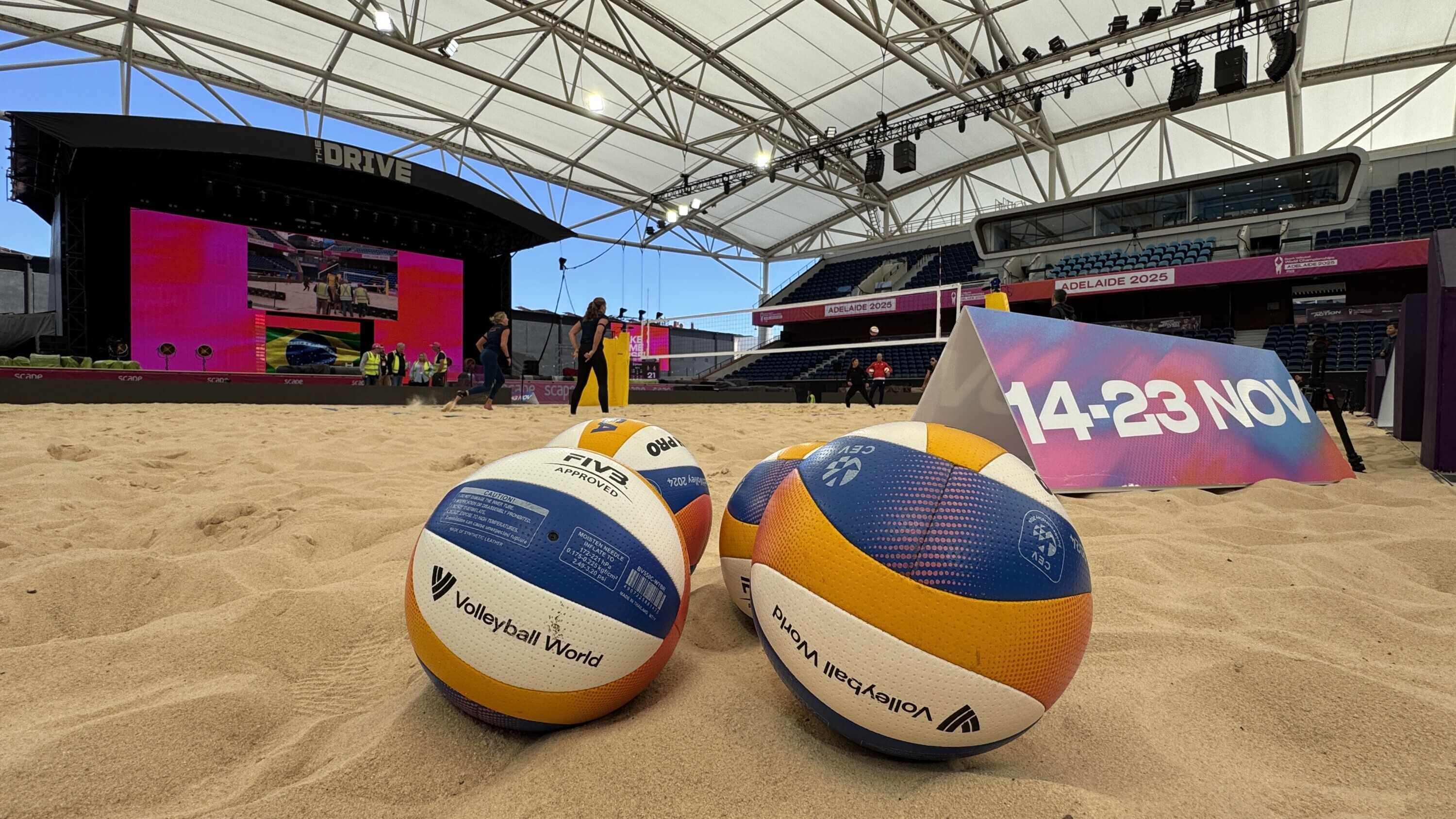 WK in Adelaide is trainen met een 'zingende' kookaburra op de tribune