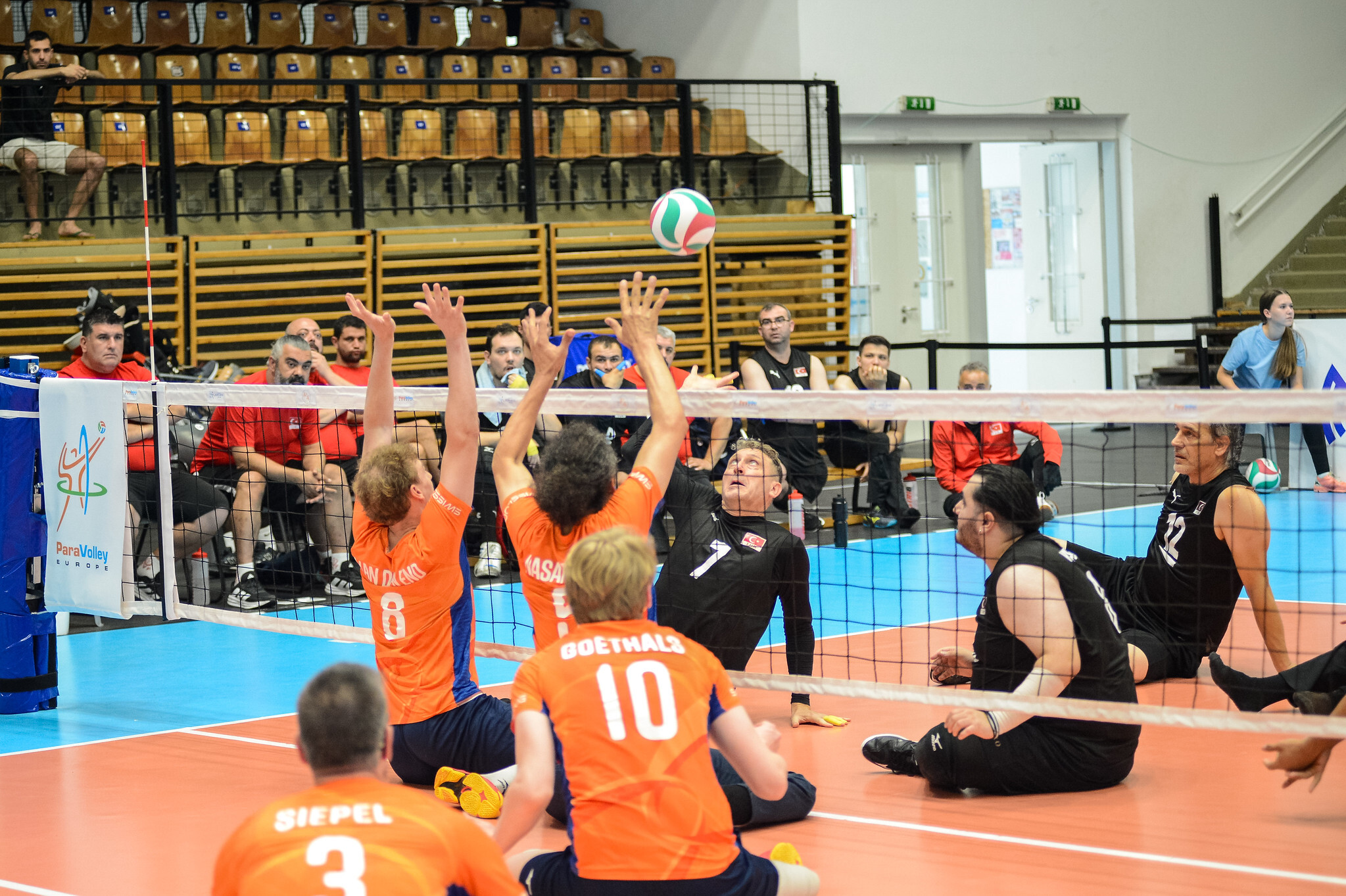 Nieuw platform gelanceerd: Uniek Sporten Thuis