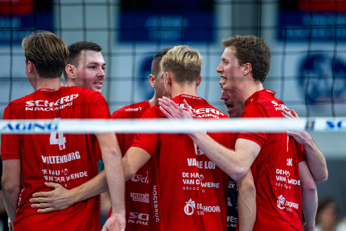 20251024 zvk R1 00916