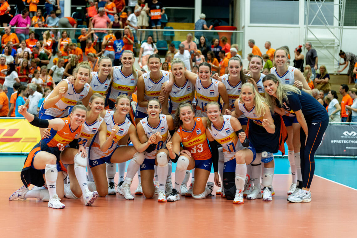 Volleybal Dames NL DE zondag 15