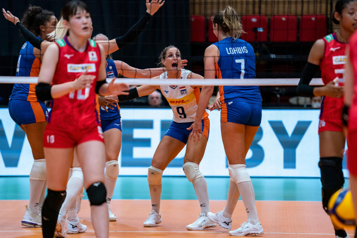 Myrthe schoot veriendschappelijk japan