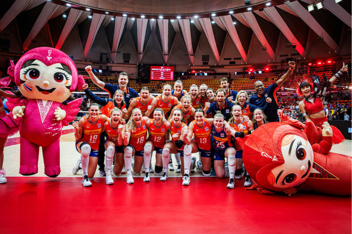 Nederland juicht na servie