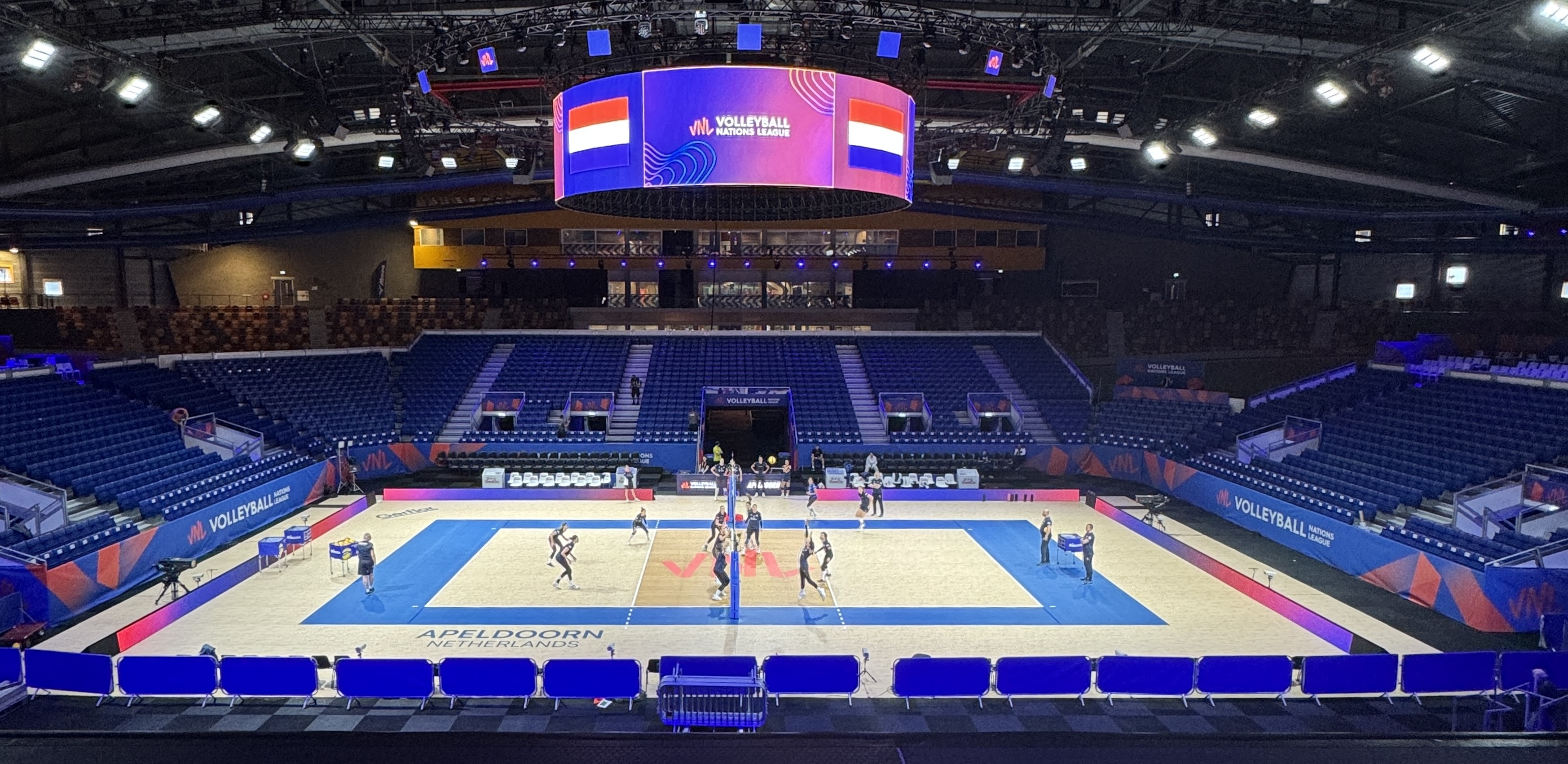 Wedstrijden Oranje tijdens VNL in Apeldoorn live te zien via nos.nl en app